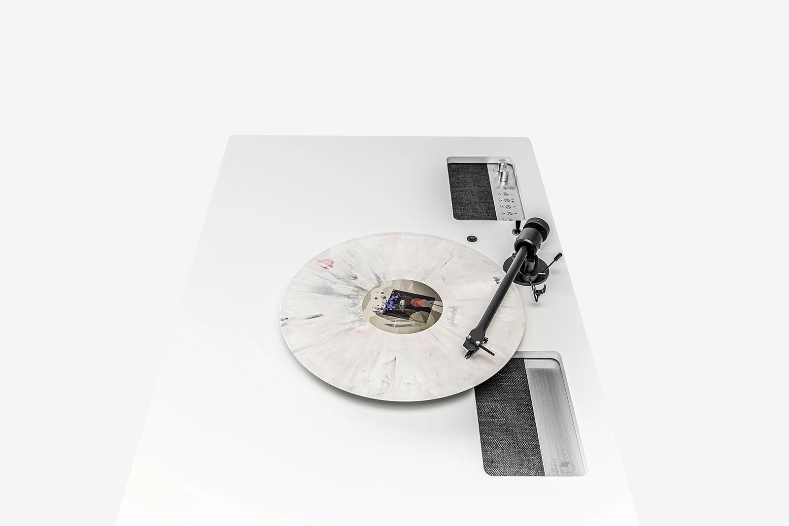 LX X Platinum Anthracite / Oak