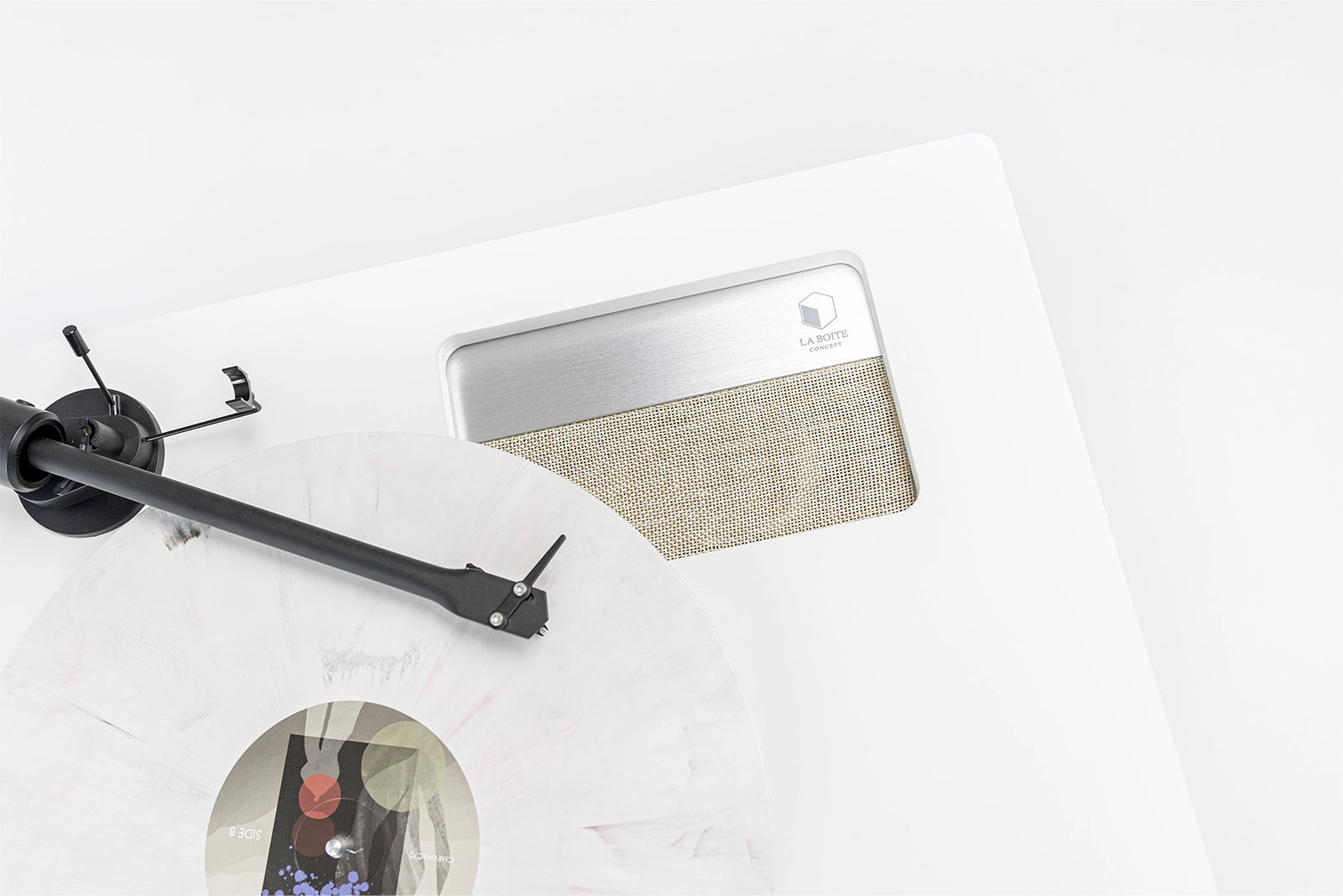 LX X Platinum Champagne / Walnut