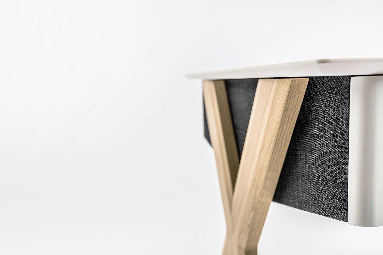 LX X Anthracite / Oak 